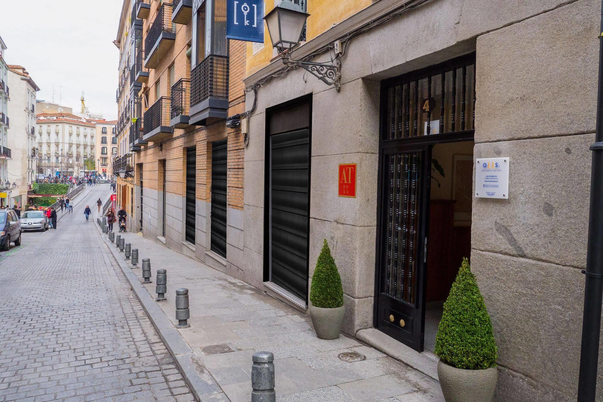 Oriente Suites Madrid Eksteriør bilde